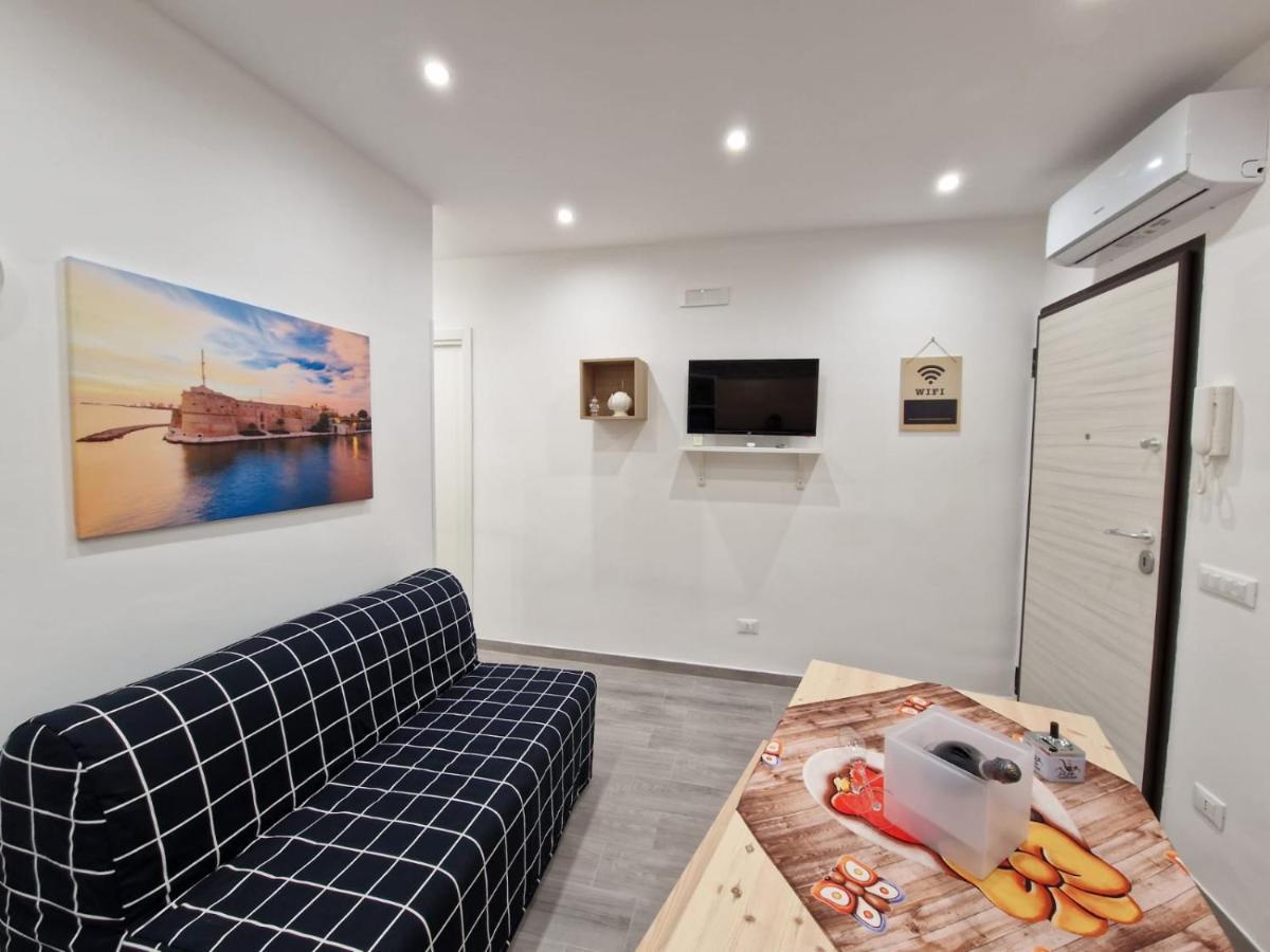 La Casa Di Teresa Hotel Taranto Luaran gambar