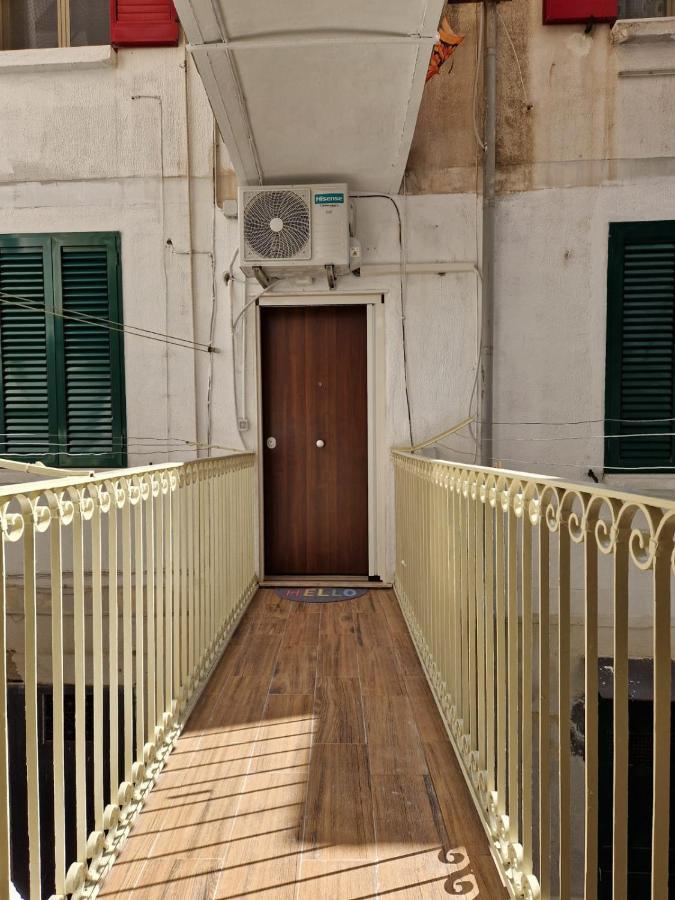 La Casa Di Teresa Hotel Taranto Luaran gambar